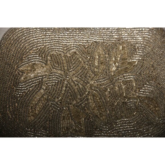 Vtg 1960's Silver Beaded Evening Bag Floral Pattern Handmade Serpentine Handle - Picture 3 of 9